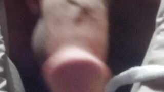 Anyone who wants to have sex with me and is interested can contact me.