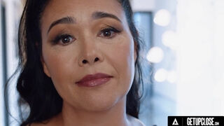 UP CLOSE - Gorgeous Horny MILF Dana Vespoli Challenges Herself With Isiah Maxwell's HUGE Dick!