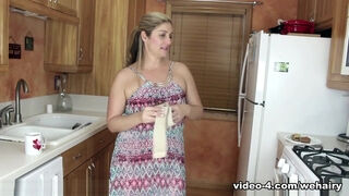 Alicia Silver masturbates in her kitchen after tea