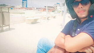 SEXY MILF de Gran CULO OFRECE DINERO EN LA CALLE POR SEXO - Sexo Por Dinero.