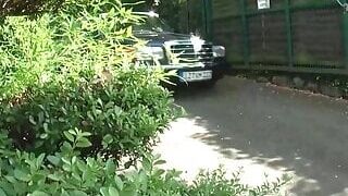 Hot Slut Loves Blowjobs