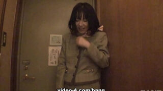 Makiko nakane is all business in her sensible suit until she gets creampied - BANG