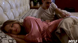 Goodnight Poon With Candice Dare