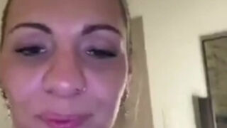 petite beurette se fait sauter en cam sexe