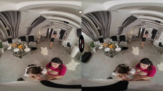 Jennifer Mendez, Laura Boomlock VR Porn: Thanksgiving Special - VirtualTaboo