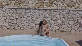 Lesbian Milfs Julia North & Jordan Perry Lick Each Other’s Holes On Vacation