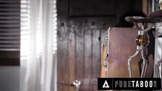 Reagan Foxx - Let Stepmom Take Care Of You And Ride Your Big Dick!