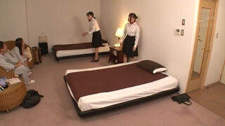 Beautician who makes vaginal cum shot at a close distance with his wife ***