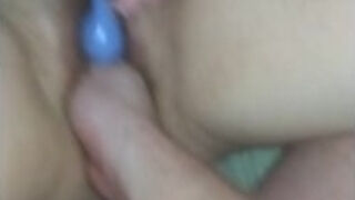 Lolo taking daddy's fist once more. So ???? ????