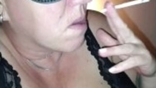 i smoke a cigarette