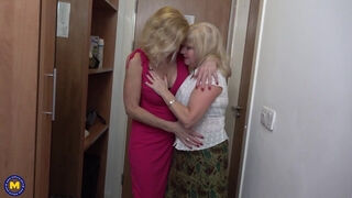 Molly Maracas And Emily Jane Get Together To See Which Pussy Gets The Wettest - MatureNl