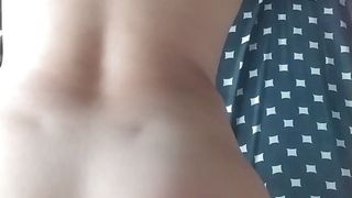 Sexy stepmom shares a room with her stepson, Arab sex