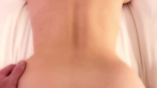 Blonde MILF begs to fuck her with no rubber