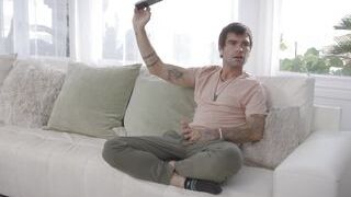 Milf Shares The Dirty Blowjob Secrets With Her Step Daughter