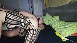 Amateur milf loves to play wih her body and after that get fucked by her hubby