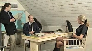 Swedish Blonde Threesome med Eva