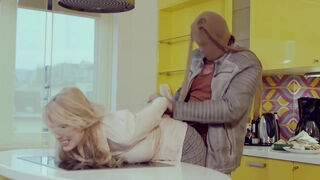 Maya gets caught on the hood of the car! - Jacquie et Michel TV