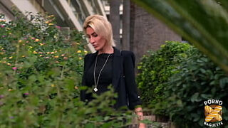 Anouk, 30 ans, une psychologue experte en bite !