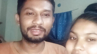 Natural beutiful hot girls in home Indian hot wife in home