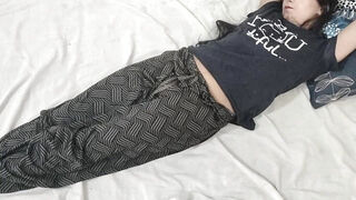 Muslim girlfriend ko call kar ke ghar pe bula kar jabar dasti pela