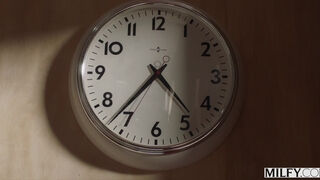 Buxom cougar Savanah Storm won’t stop thinking about big dick