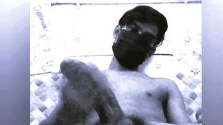 INDIAN BIG COOK BOY MUTHHI IN BATHROOM NAKED MMS