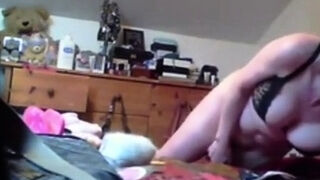 Aunt-Girl Swings American Amateur Close-Up