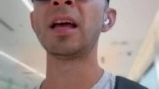 Hotwife de Guadalajara pasa por mi al aeropuerto y cogemos mientras su esposo conduce