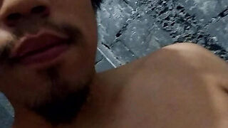 This Cute Boy Shows You What It's Good To Be In The Bathroom ðŸš½