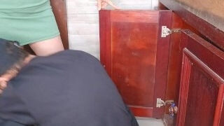 The Housewife Called the Plumber… But It Wasn't the Pipe She Wanted to Fix!